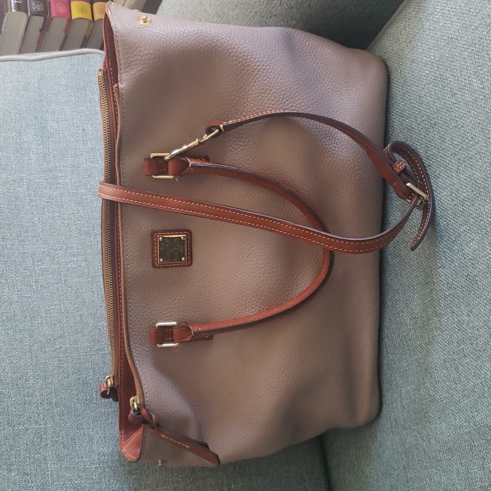 Dooney&Bourke Satchel